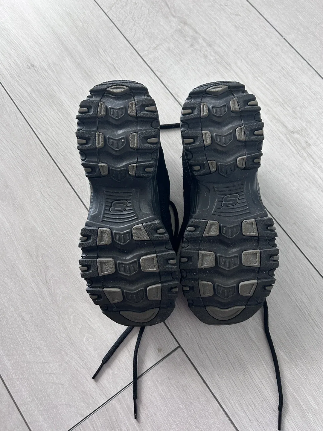 Skechers D'Lites Wide Fit Black image indicator(6)