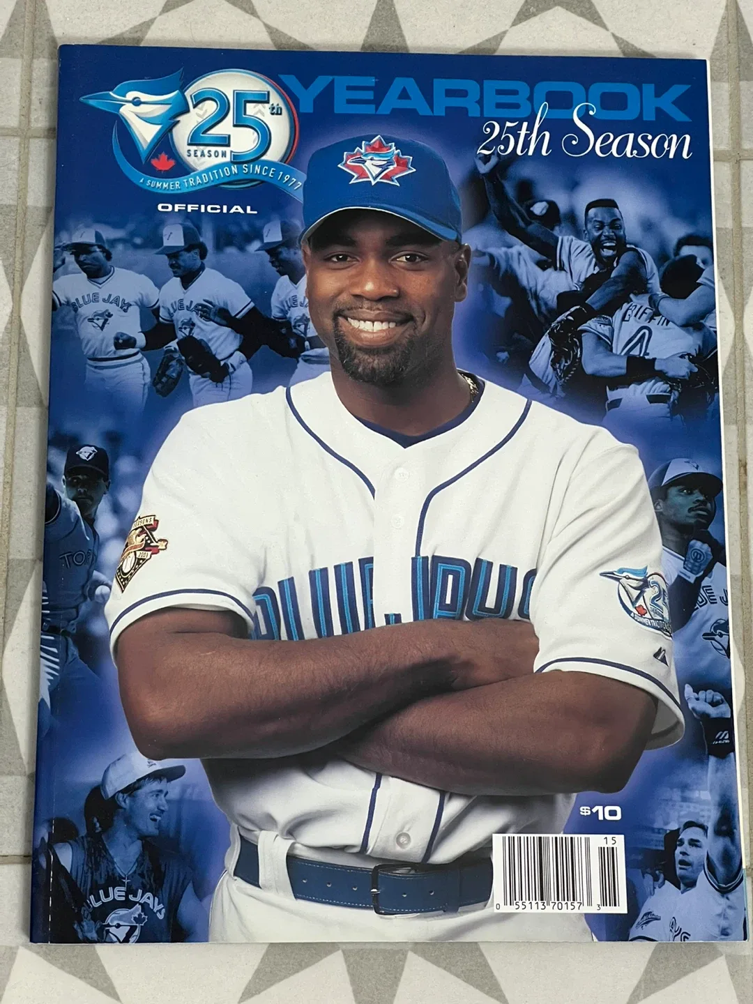Toronto Blue Jays Scorebook, Yearbooks & Magazine image indicator(2)