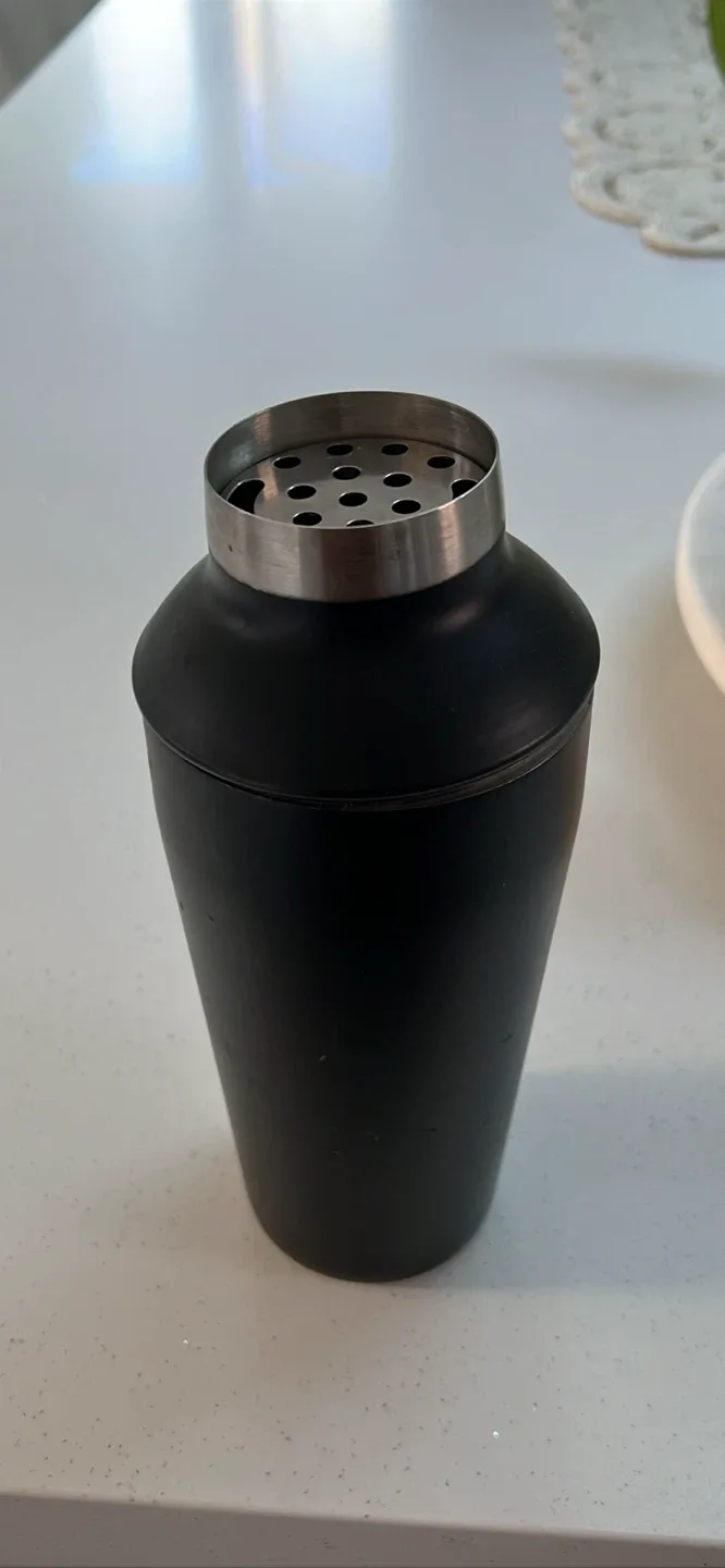 Black Cocktail Shaker thumbnail