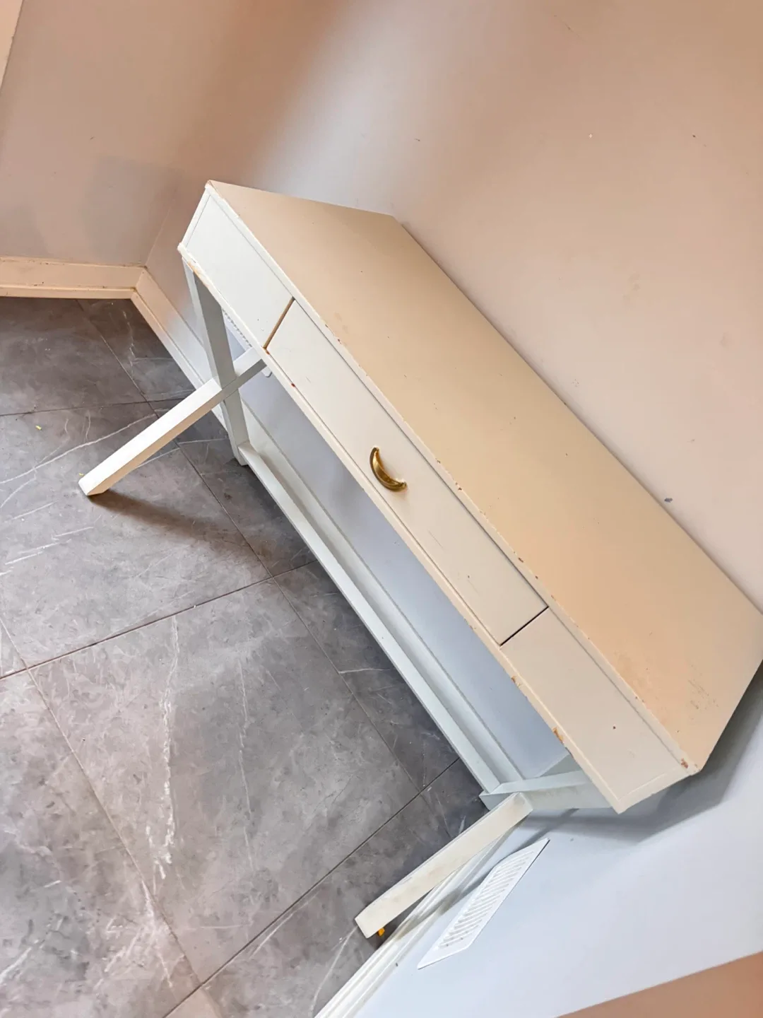 White Wooden Desk with Drawer image indicator(2)