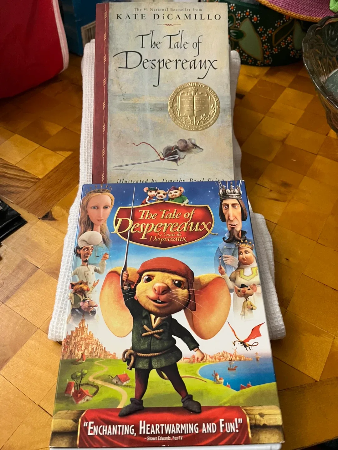 🥕 The Tale of Despereaux Book & Movie image indicator(5)