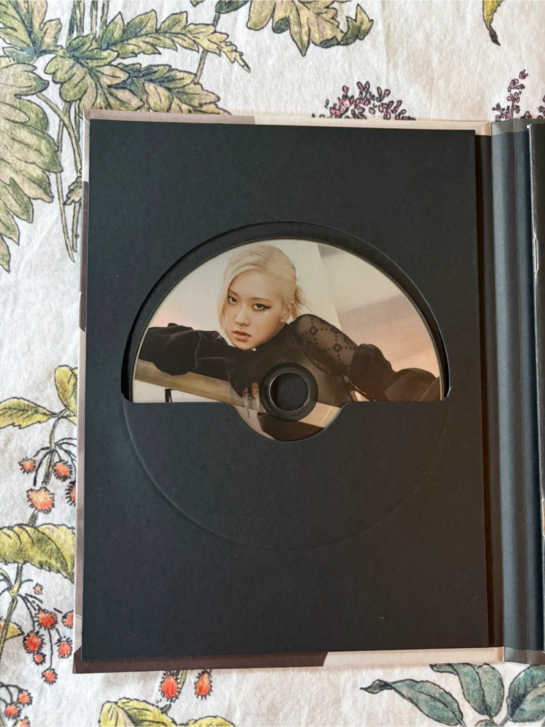 BLACKPINK Born Pink (Digipack) x4 *JENNIE, LISA, JISOO & ROSIE image indicator(4)