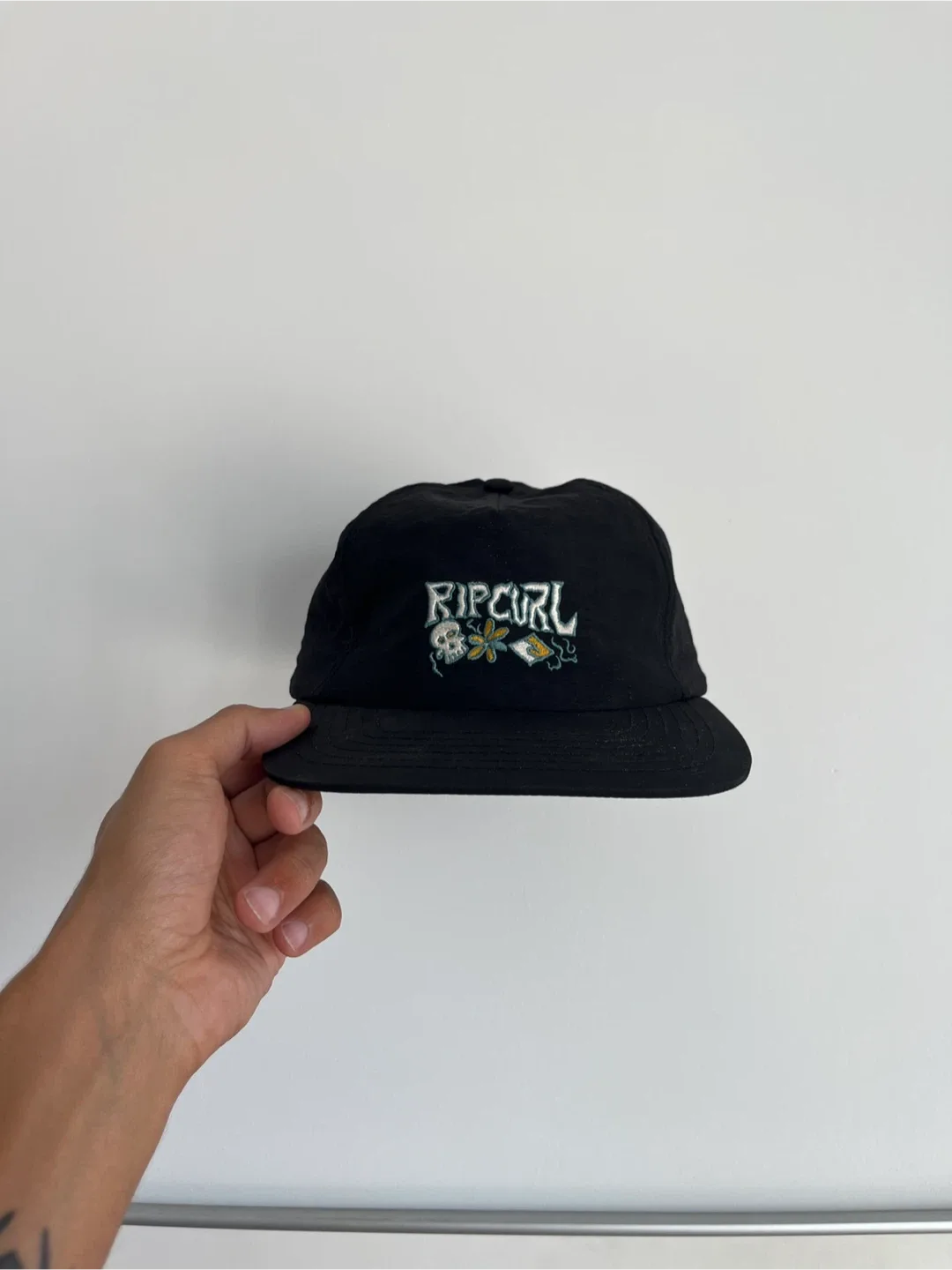 Rip Curl Nylon Black Hat image indicator(2)