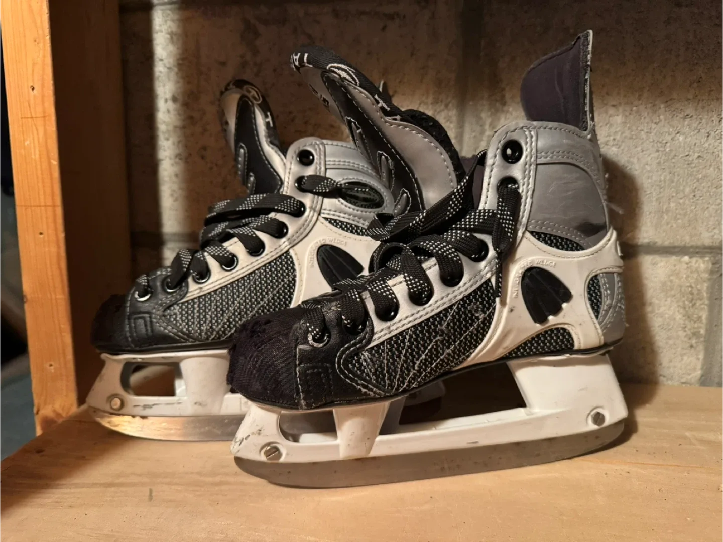 CCM Tacks Ice Skates - Size 2 thumbnail