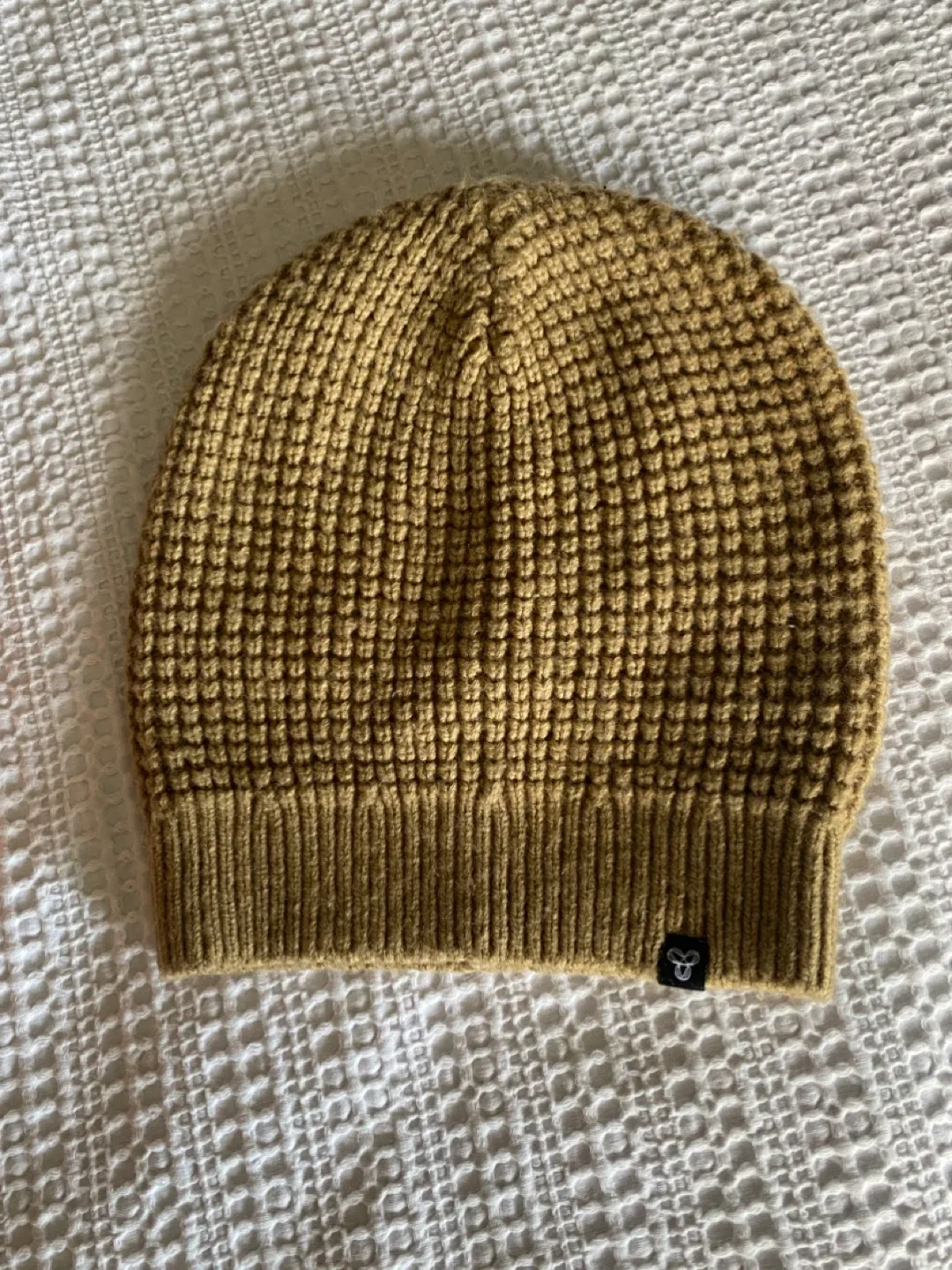 TNA Aritzia Knit Beanie - Caramel thumbnail