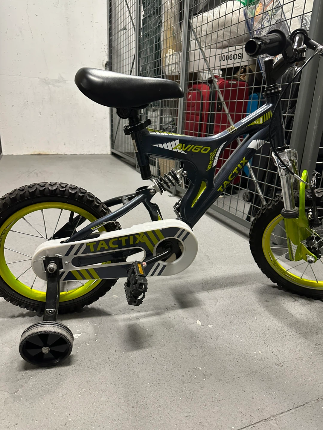 Tactix Vigo Kids' Bike - Great Condition!