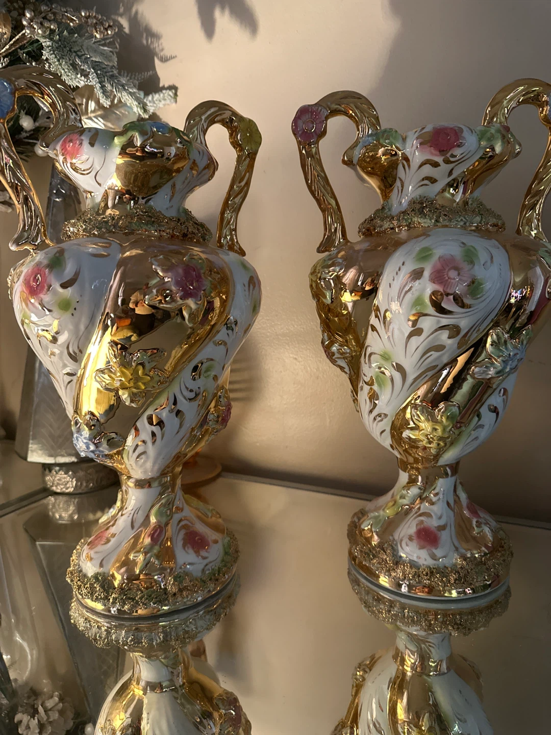Pair of Decorative Vases - photo 3