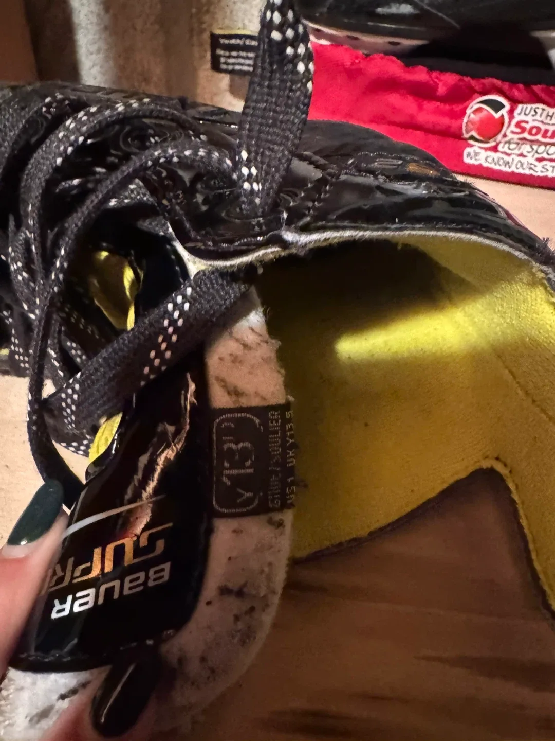 Bauer Supreme S27 Youth Ice Hockey Skates - Y13 image indicator(2)