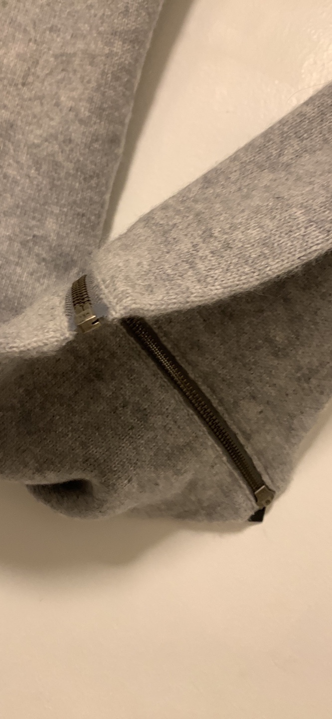 Cashmere infinity grey scarf - photo 3