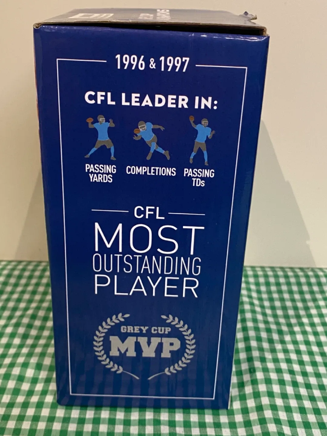 Doug Flutie Bobblehead - BDA 2017 Collectors Edition image indicator(10)