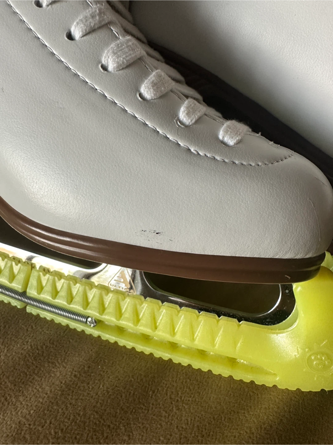 Jackson Artiste Figure Ice Skates - Size 7 - photo 3