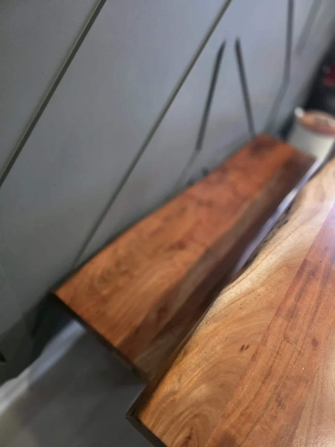 Live Edge Wood Dining Table with Bench image indicator(6)