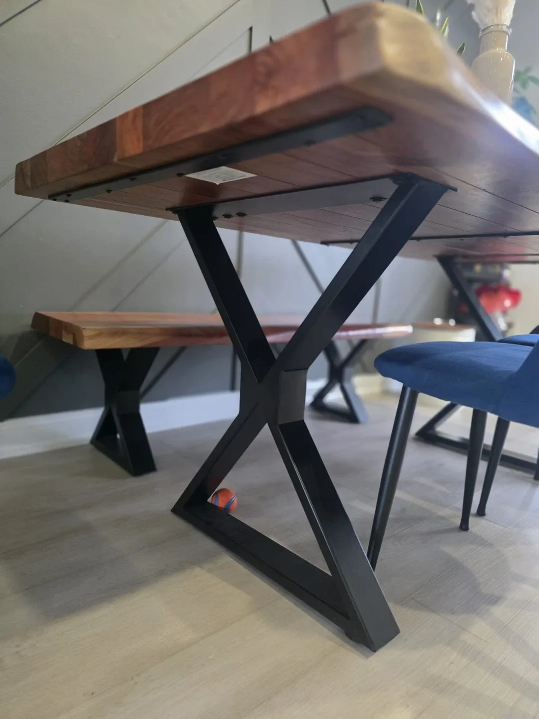 Live Edge Wood Dining Table with Bench image indicator(2)