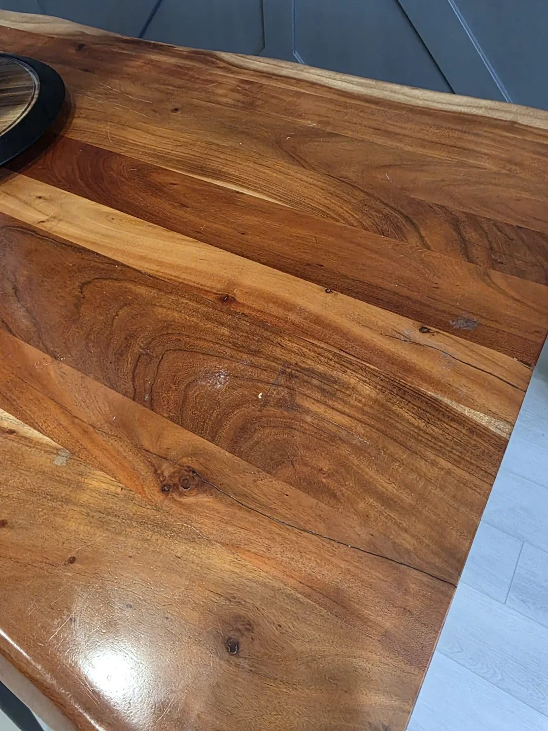 Live Edge Wood Dining Table with Bench image indicator(4)