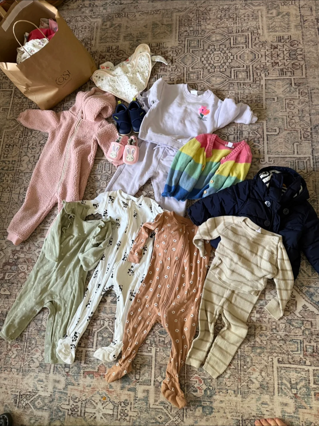 Baby Clothes Bundle 12-18 months- Petit Lem, Stonz, H&M thumbnail