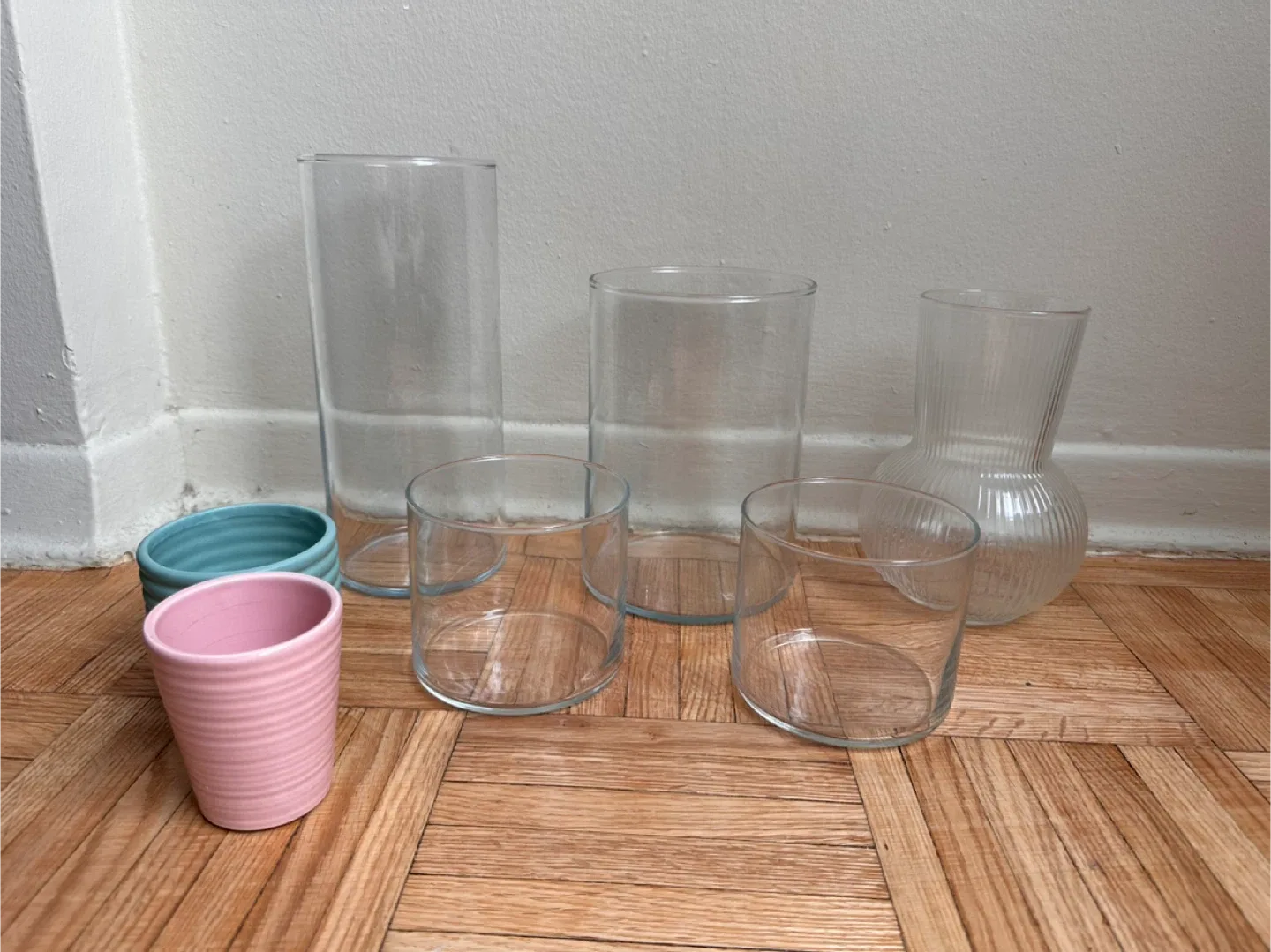 MOVING SALE Assorted Clear Glass Vases & Pots thumbnail
