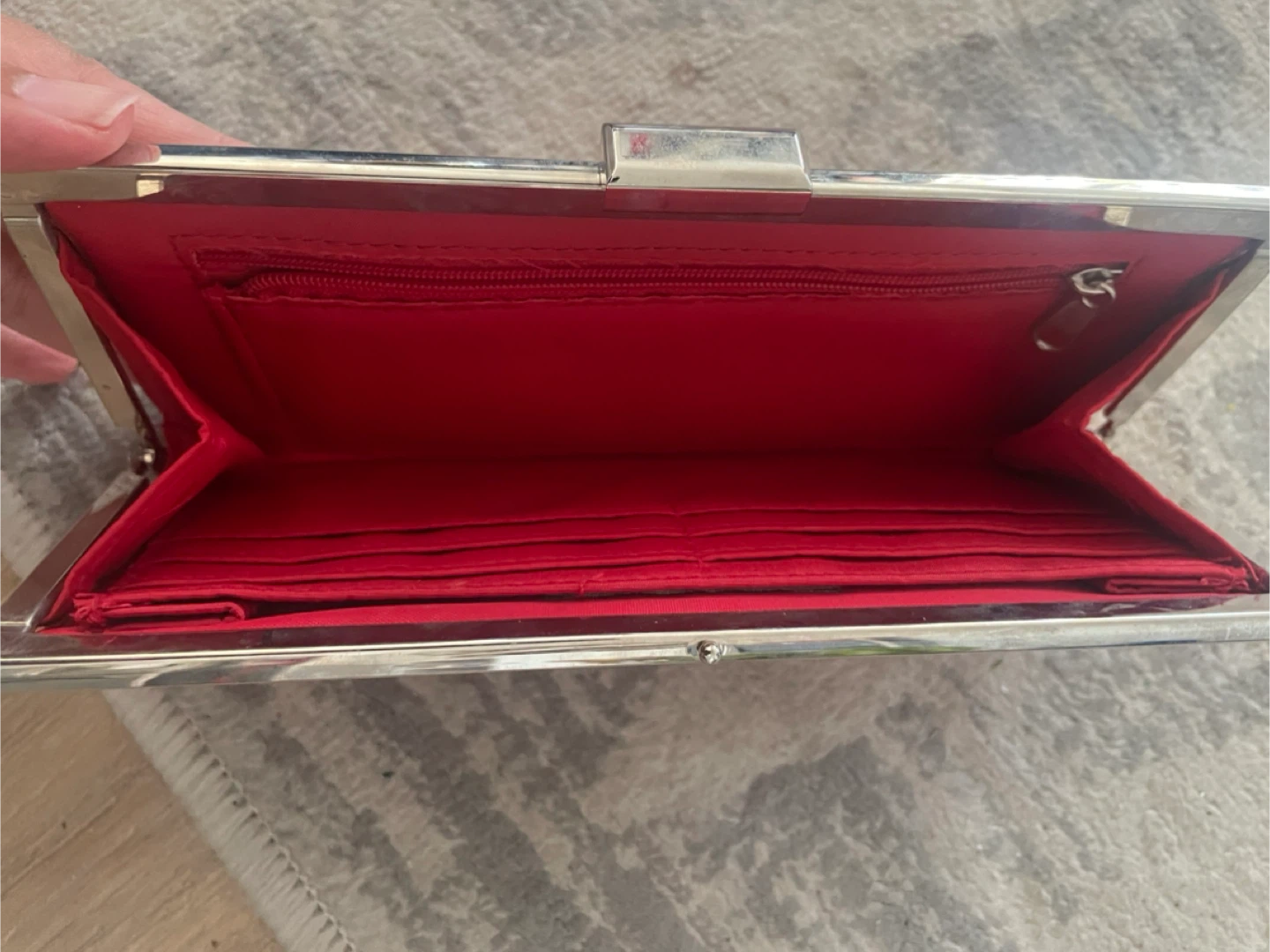 🥕Red Kisslock Closure Clutch