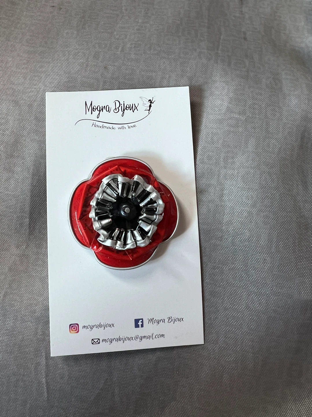 Mogra Bijoux Handmade Poppy Brooch 🥕