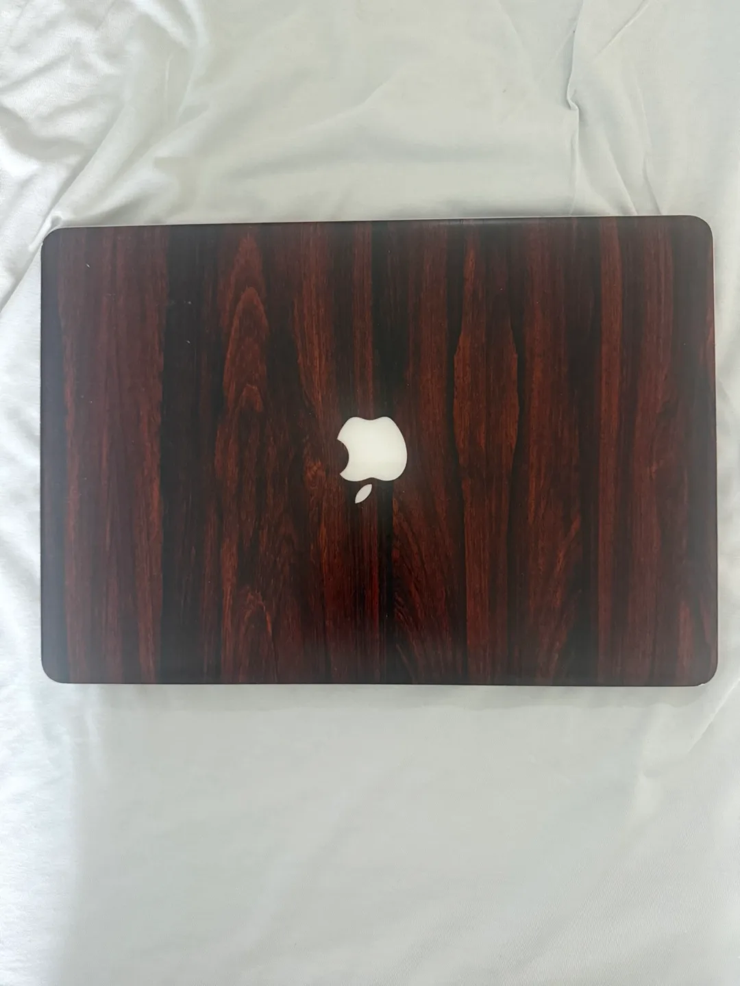 Apple MacBook Pro Mid 2014 15 Inch + charger image indicator(2)