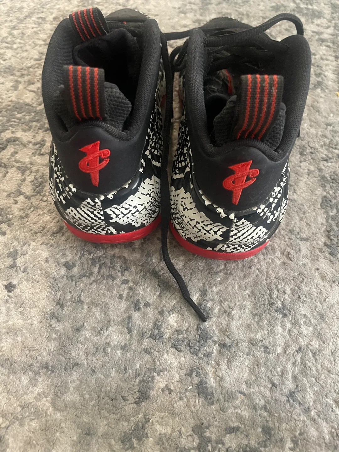 Nike Air Foamposite One Snakeskin image indicator(4)