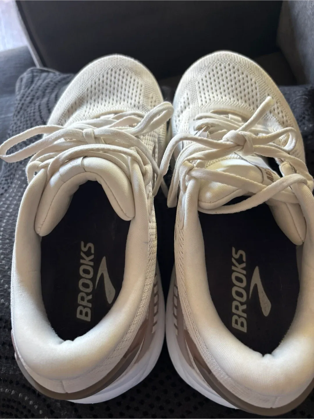 Brooks Ariel '20 Women's Running Shoes - Size 9.5 2E image indicator(4)