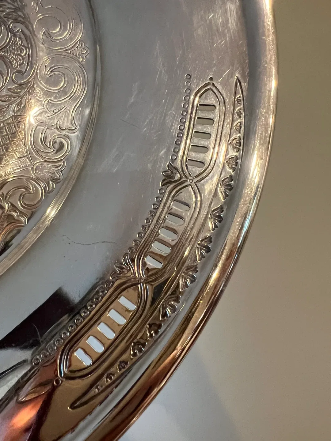 Vintage Silver Plated Dish/Decor image indicator(4)