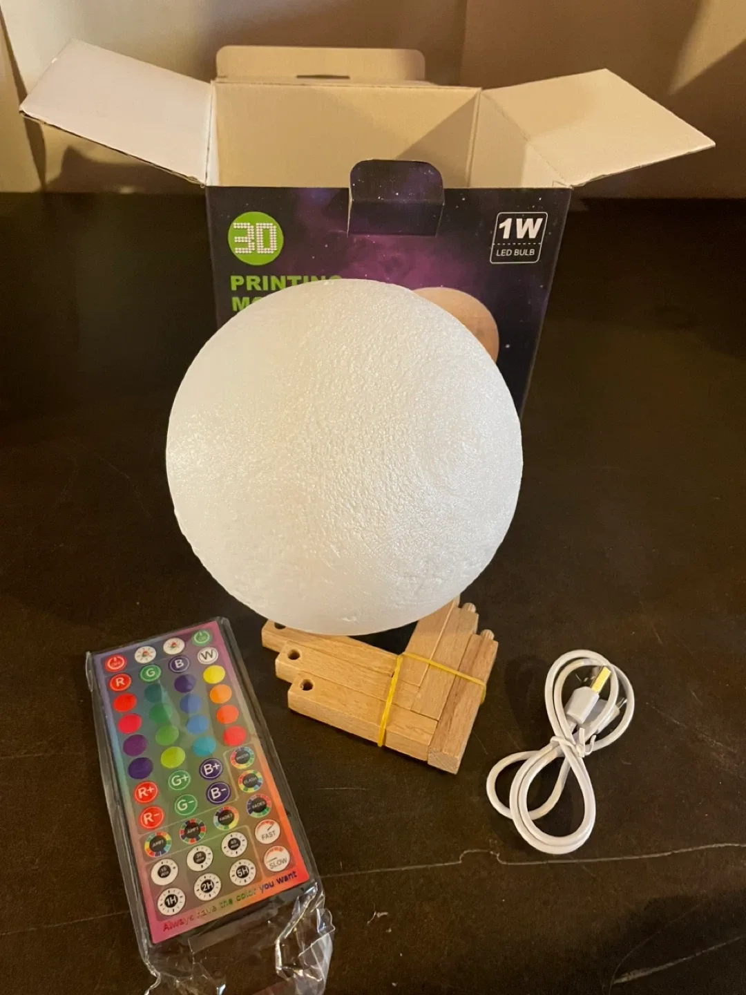 3D Printing Moon Light with Remote image indicator(2)