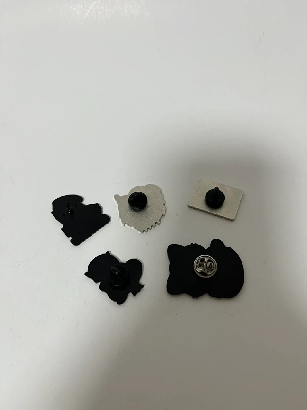 Enamel Pins - Ghostface, Cat, Turtle image indicator(2)