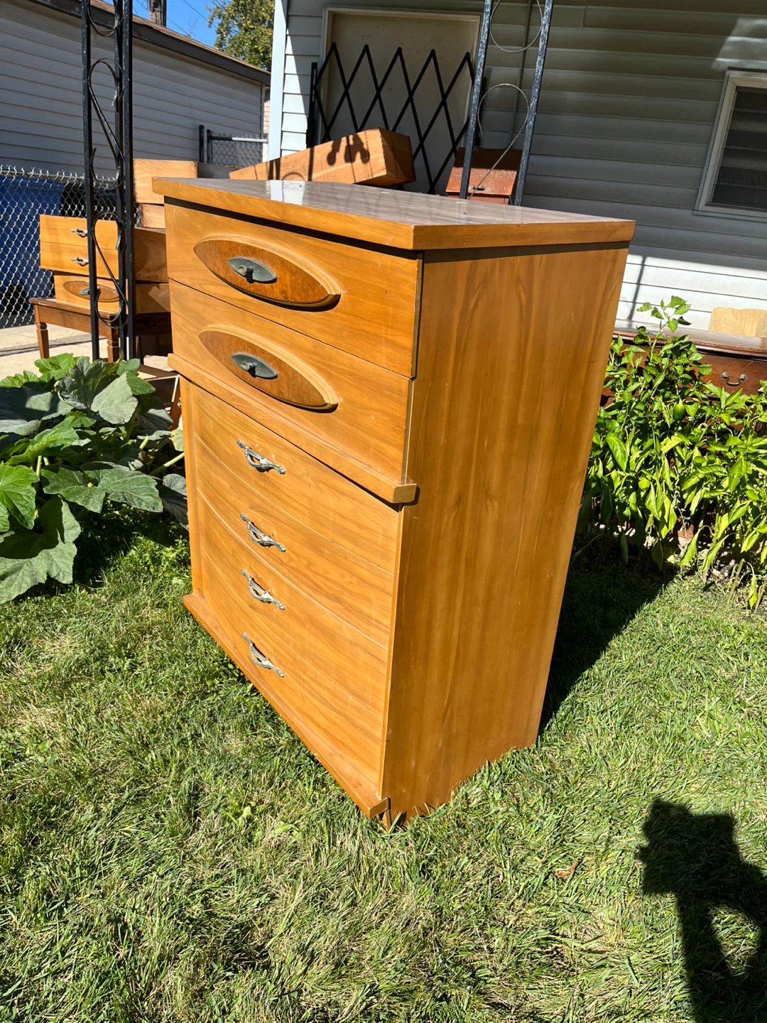 FREE!!  Chest of drawers