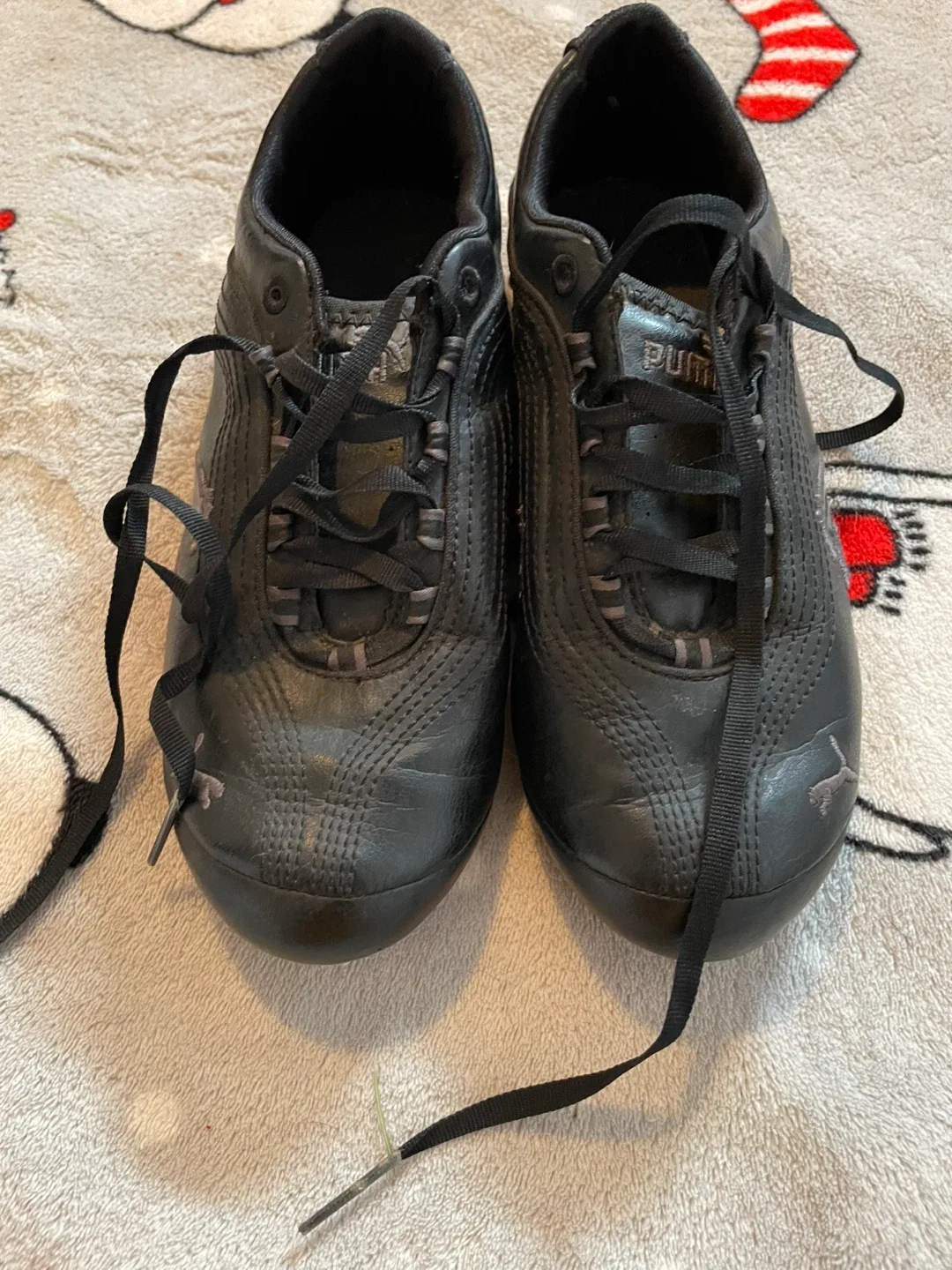 Size 6 Woman’s Speedcat Leather Puma Shoes image indicator(2)