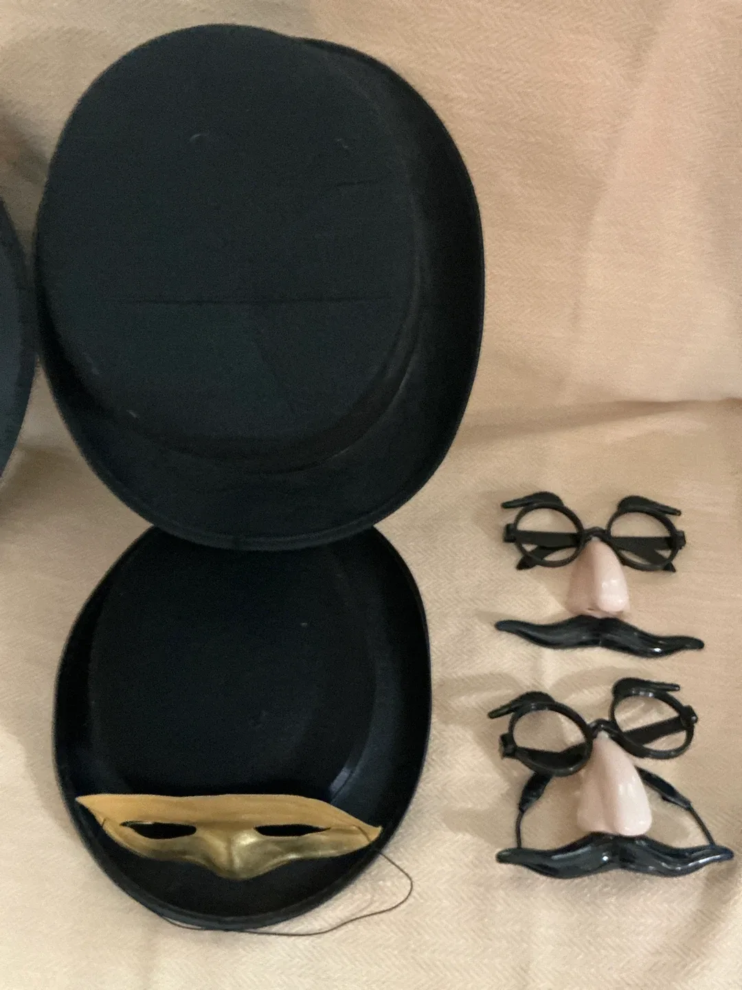 Halloween Costume Lot - Hats, Masks, and More! thumbnail