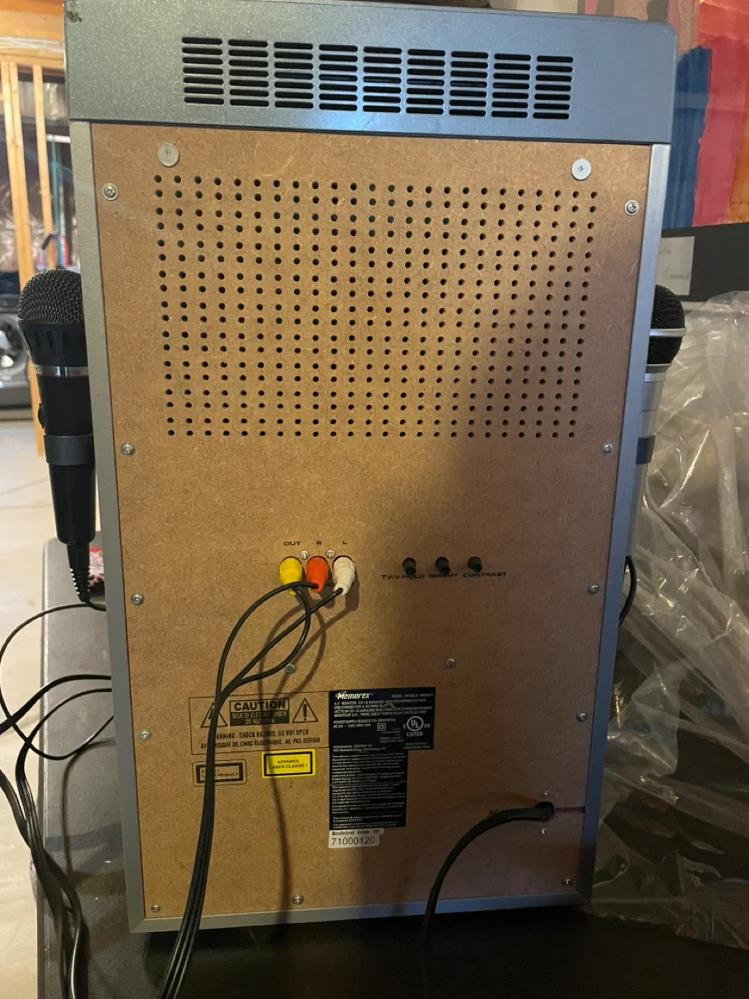 Memorex Karaoke Machine with CDs image indicator(2)