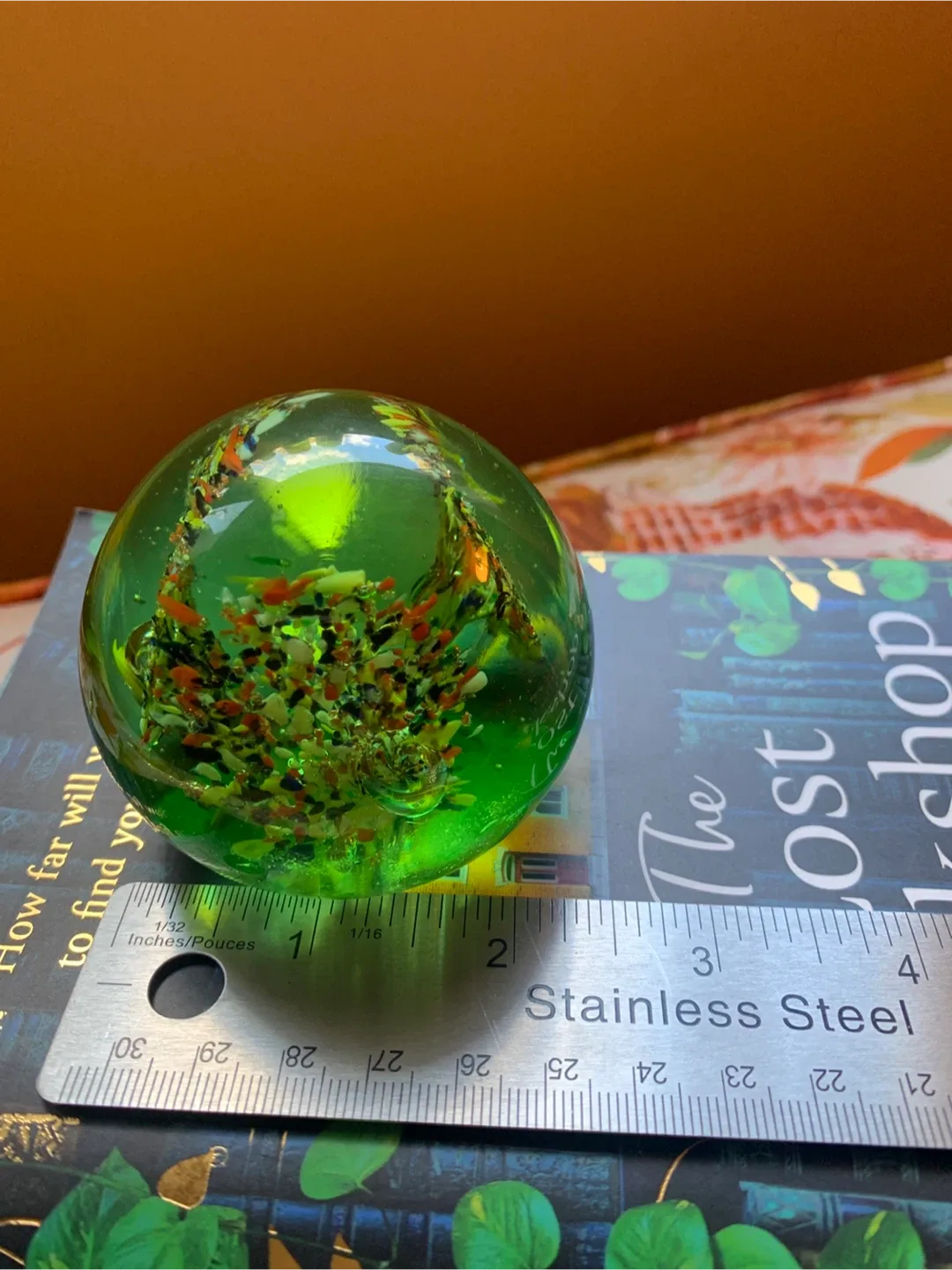 Vintage Green Art Glass Paperweight image indicator(6)