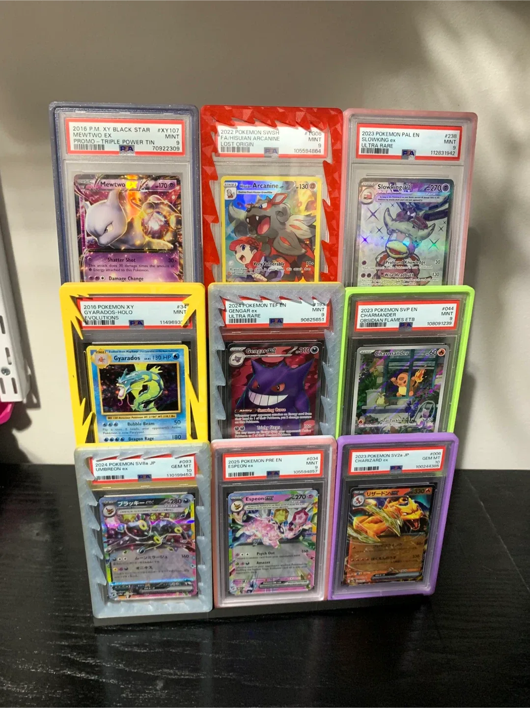 Pokemon PSA Graded Card Display Stand - Black image indicator(7)