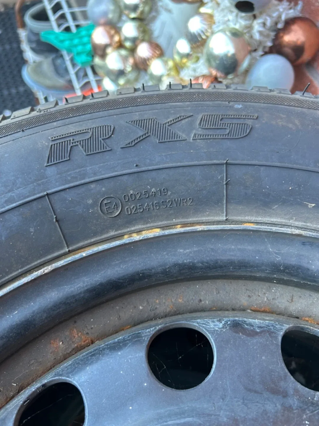 Set of RX5 Winter Tires - 225/65R16 image indicator(4)