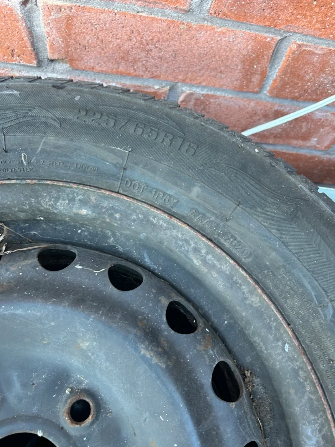 Set of RX5 Winter Tires - 225/65R16 image indicator(7)