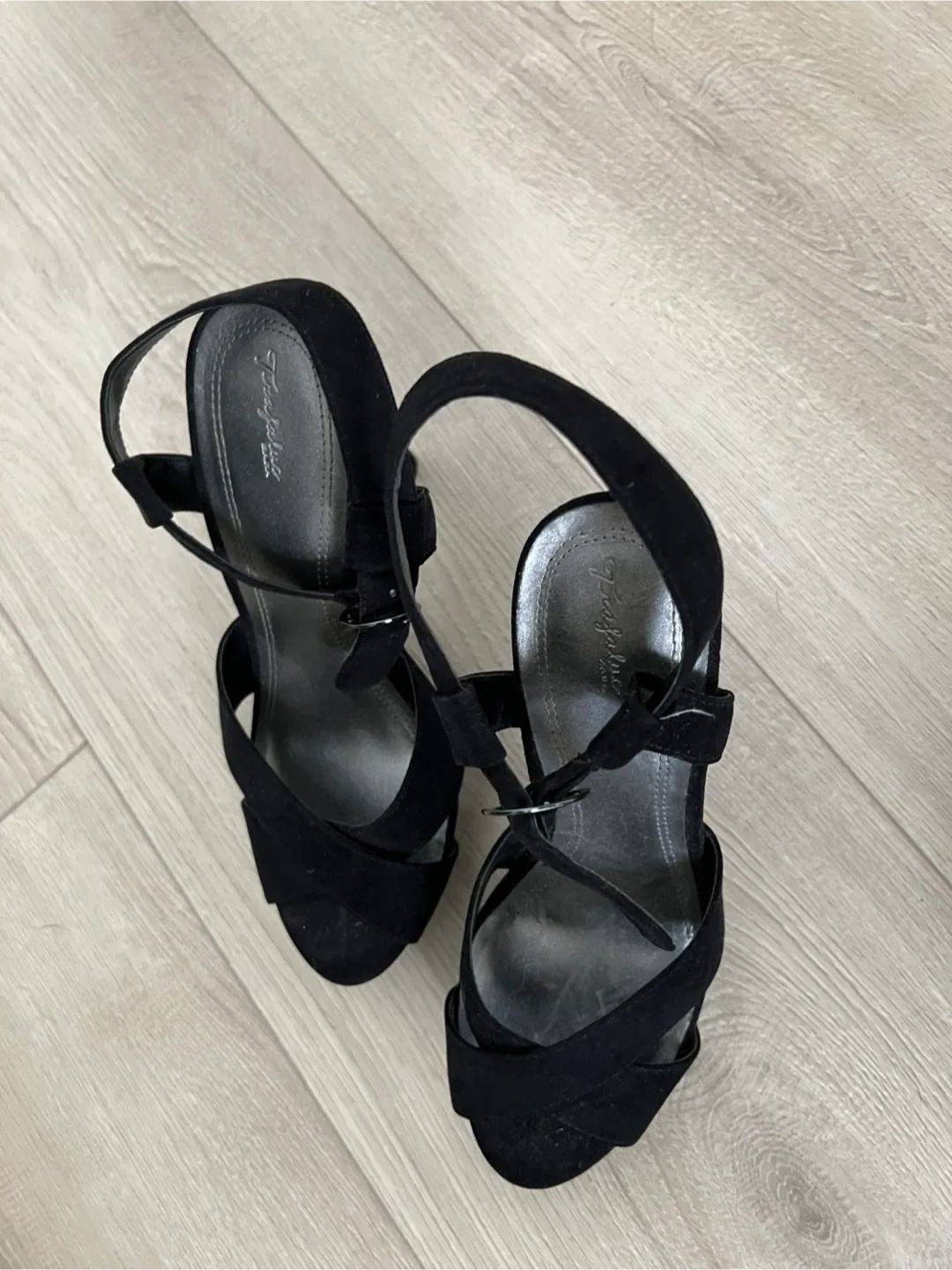 Trafaluc Black Heels image indicator(3)