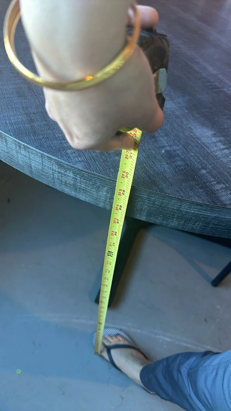 Round Dining Table - 4ft Diameter image indicator(2)