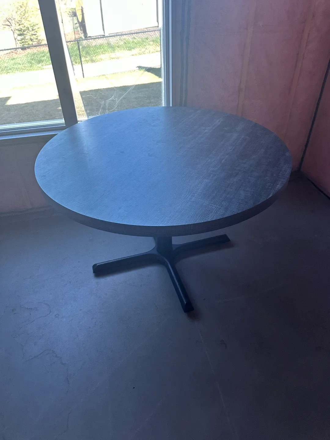Round Dining Table - 4ft Diameter