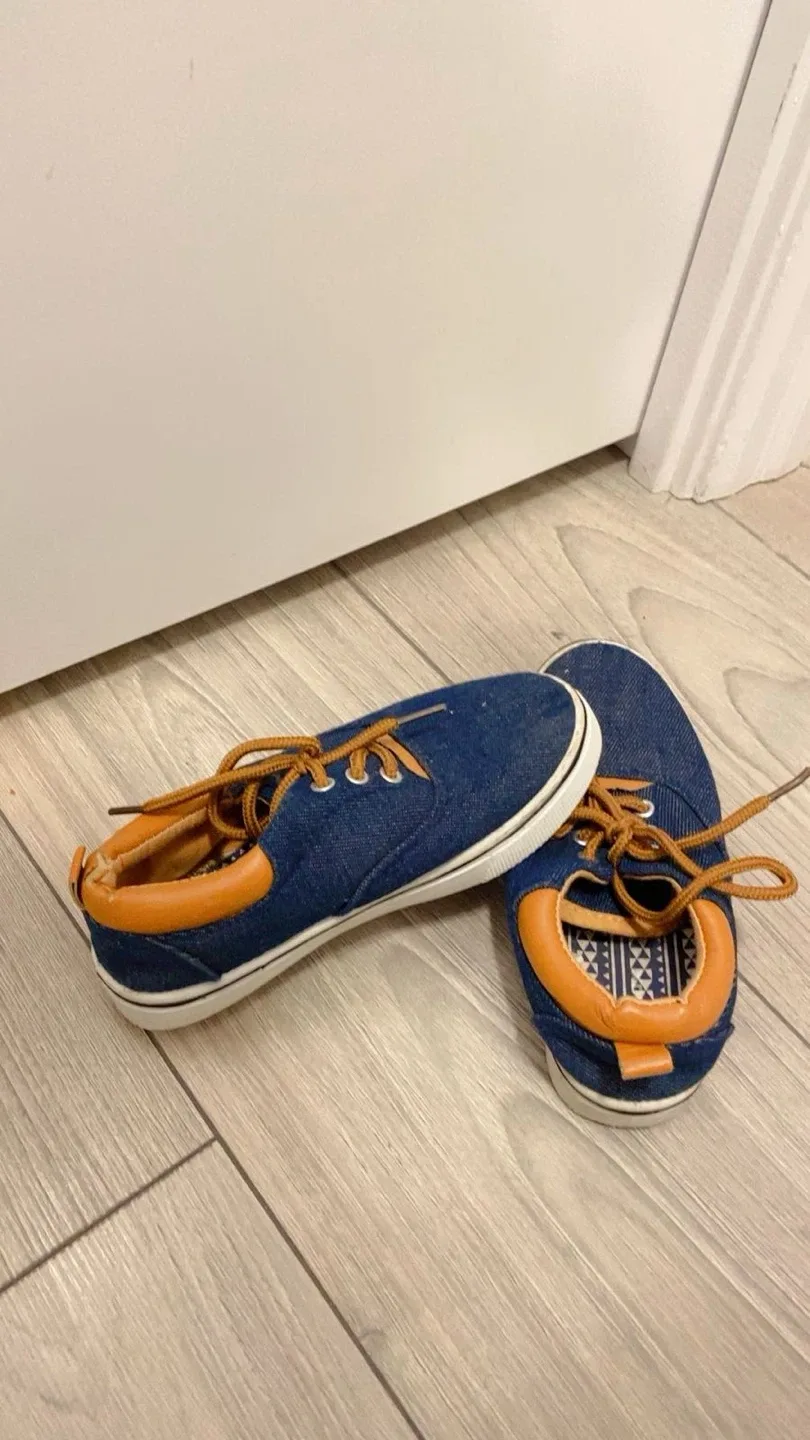 Blue Denim Unisex Casual Shoes image indicator(2)