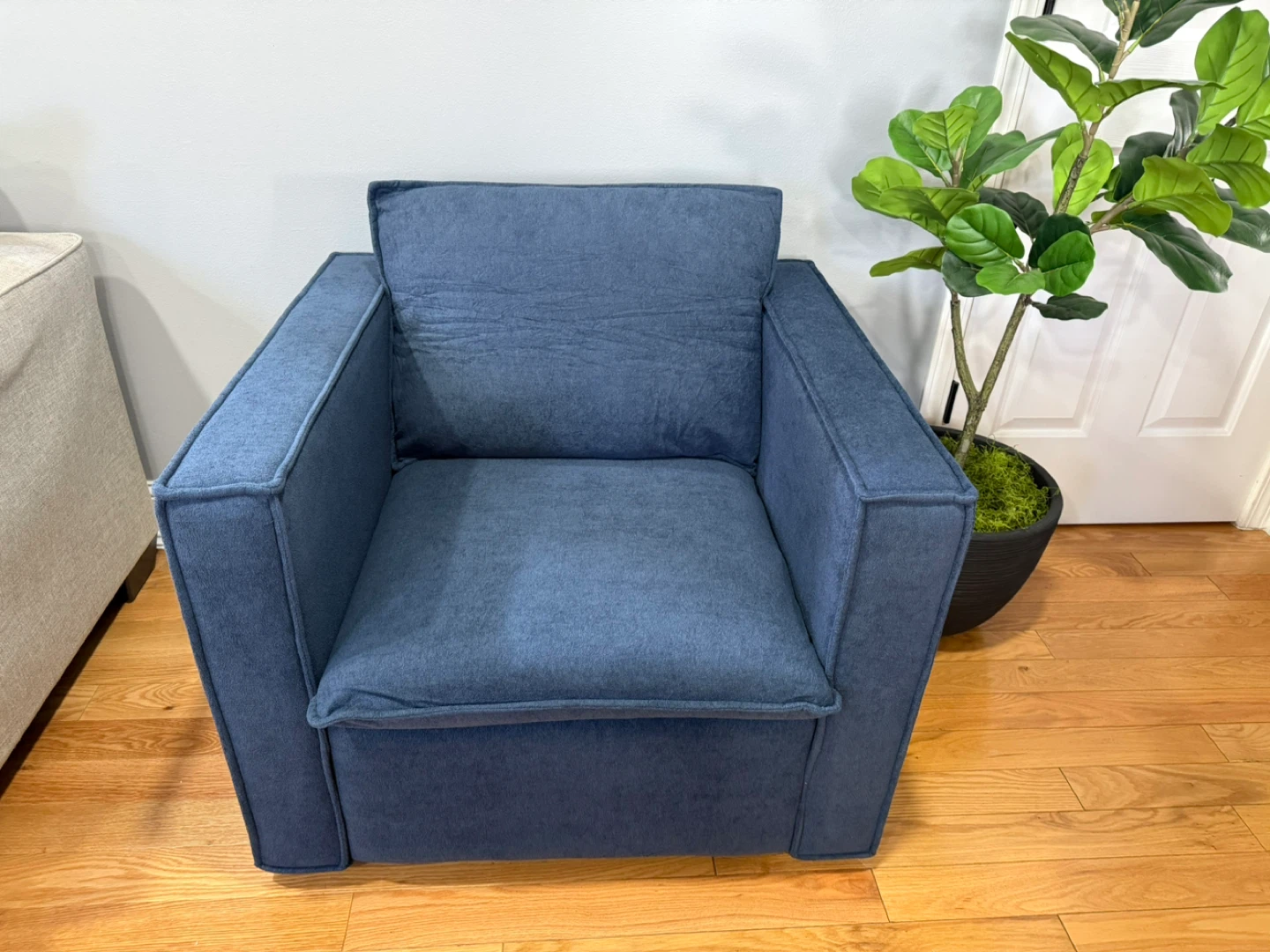 COLAMY XL-1750 Blue Armchair