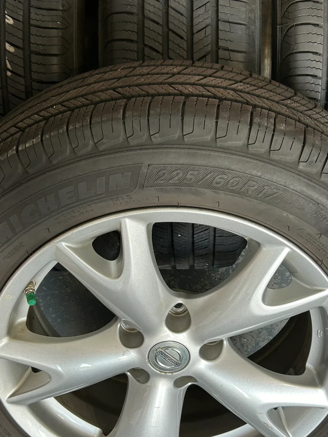 Michelin Defender 225/60R17 Tires on Nissan Rims image indicator(2)