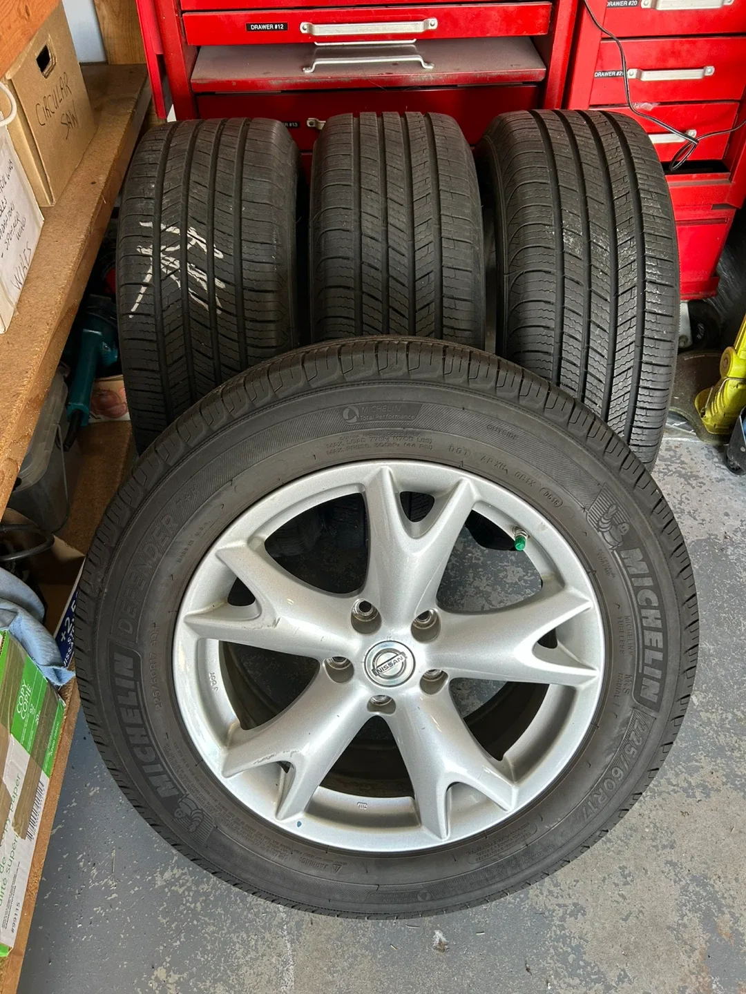 Michelin Defender 225/60R17 Tires on Nissan Rims image indicator(4)