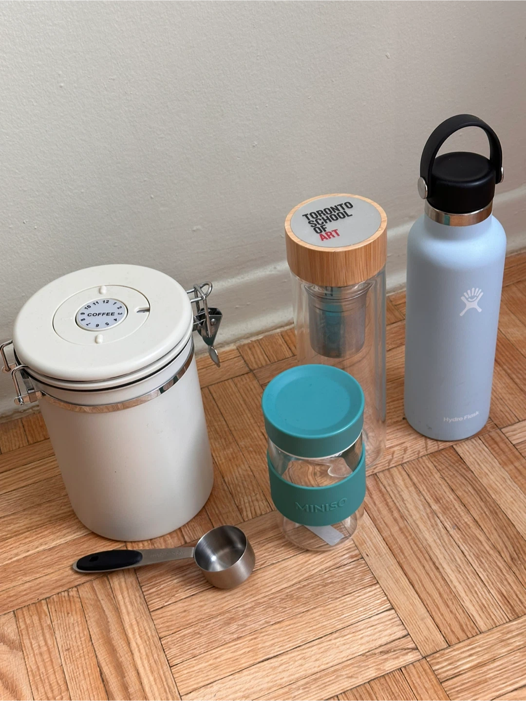 MOVING SALE Kitchen set bundle - photo 2