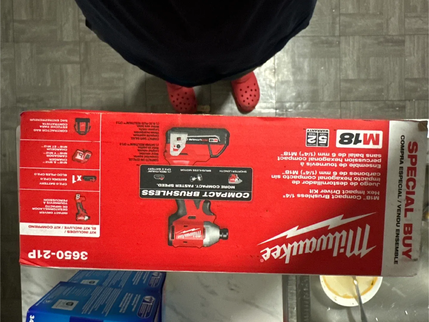 Milwaukee M18 Compact Brushless 1/4" Impact Driver Kit image indicator(2)