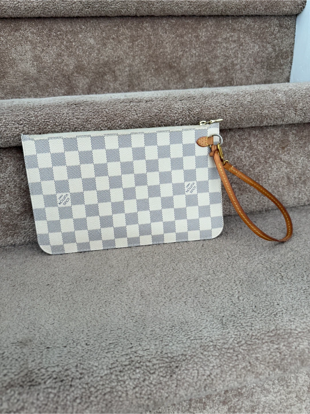 Authentic Louis Vuitton Neverfull Pouch Damier Azur