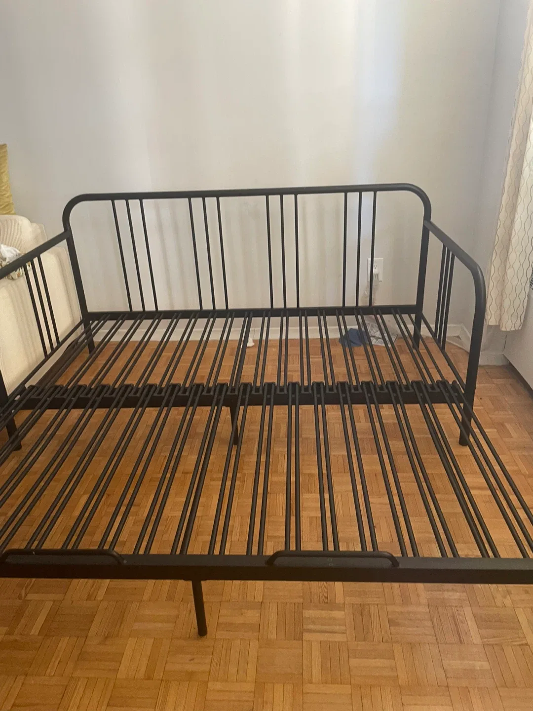 IKEA FYRESDAL Daybed Frame - Black, Twin image indicator(2)