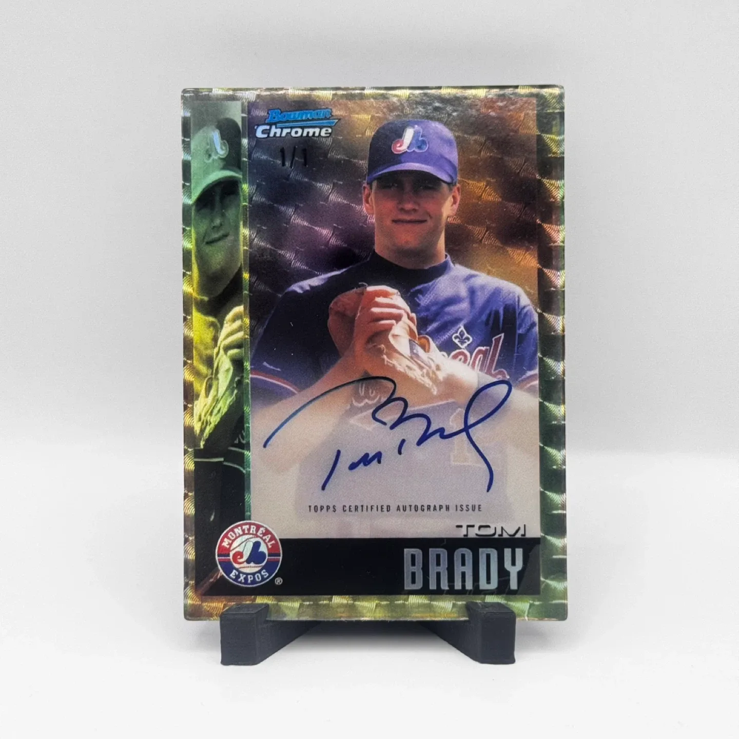Tom Brady 1999 Bowman Chrome Autographed Rookie Card image indicator(2)