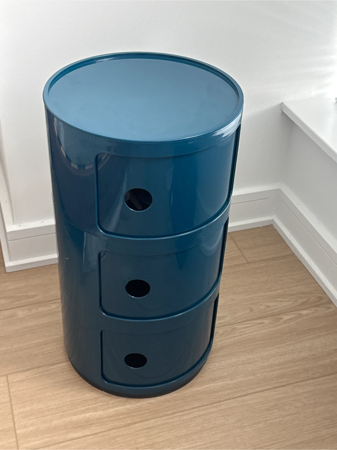 Kartell Componibili Classic Blue 3-Module Storage Unit
