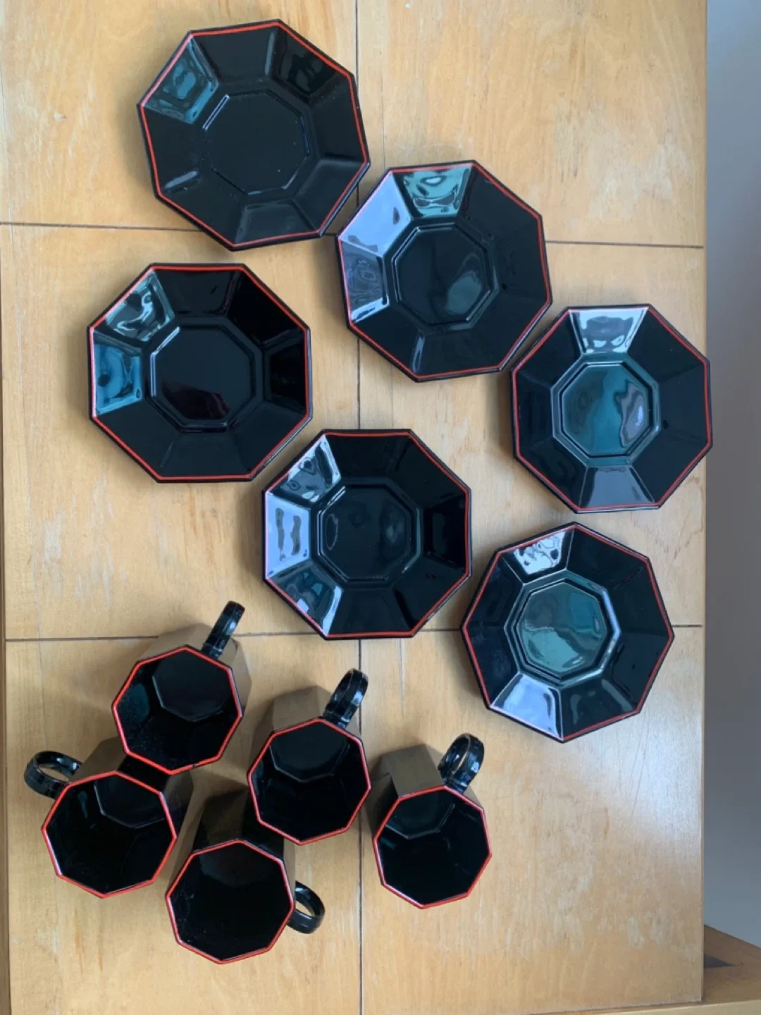 🕸️🖤Vintage Arcoroc Cup and Saucer Set image indicator(2)